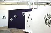 Pierre noire de Jean Marc Saulnier à la la plus petite galerie du monde (OU PRESQUE)